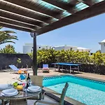 Villa Victoria Luz By *