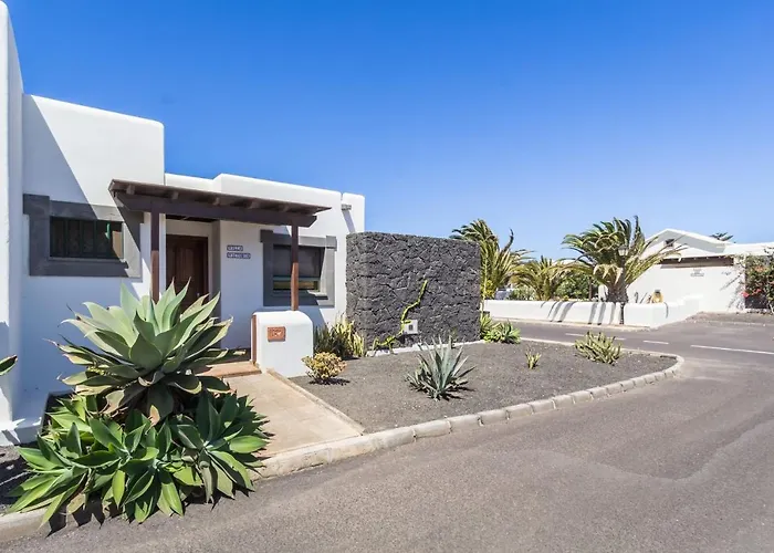 Villa Victoria Luz By *